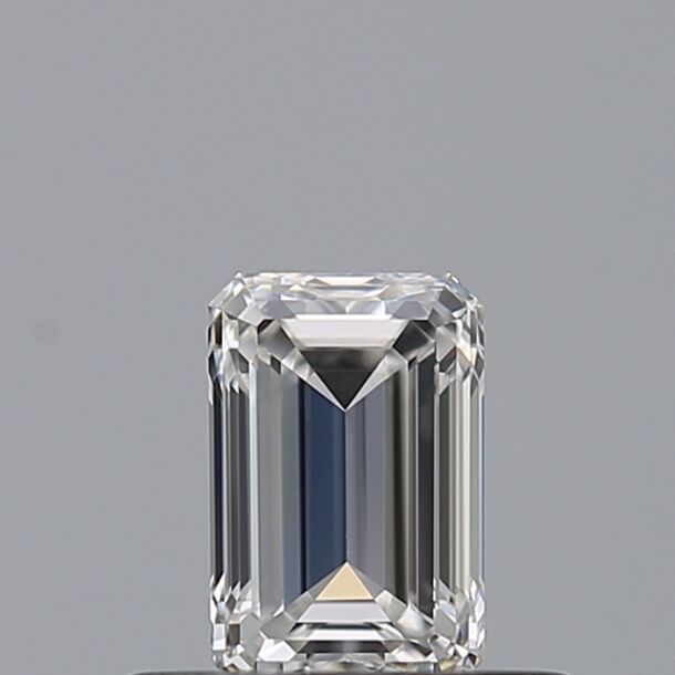 0.39 Karat Diamant Im Smaragdschliff, Farbe F, Reinheit VVS1