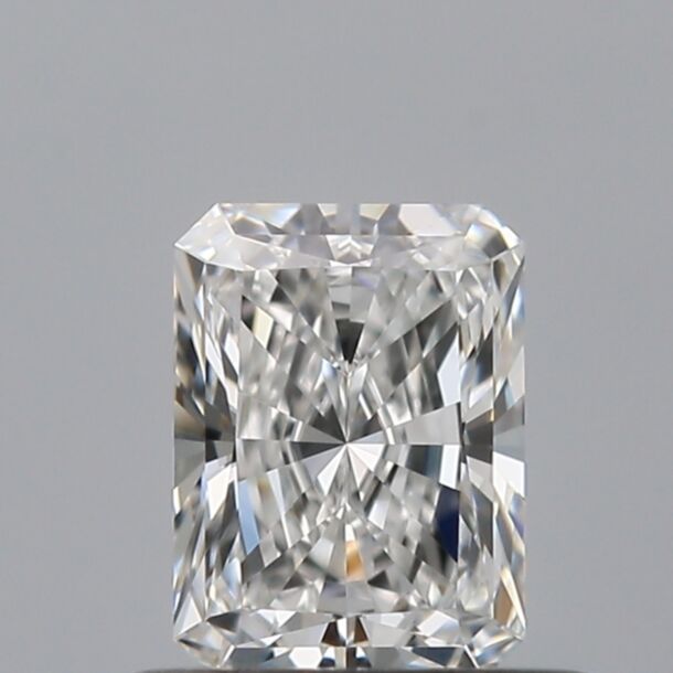 0.52 Carat Natural Diamond, Radiant Cut, Color F, Clarity VVS2 0.52 Carat Natural Diamond, Radiant Cut, Color F, Clarity VVS2