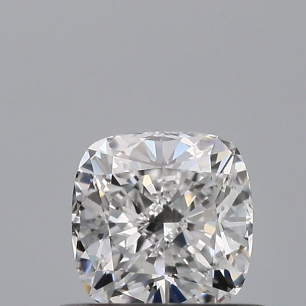 0.5 Carat Diamant Naturel de taille Coussin, Couleur D, Pureté VS1