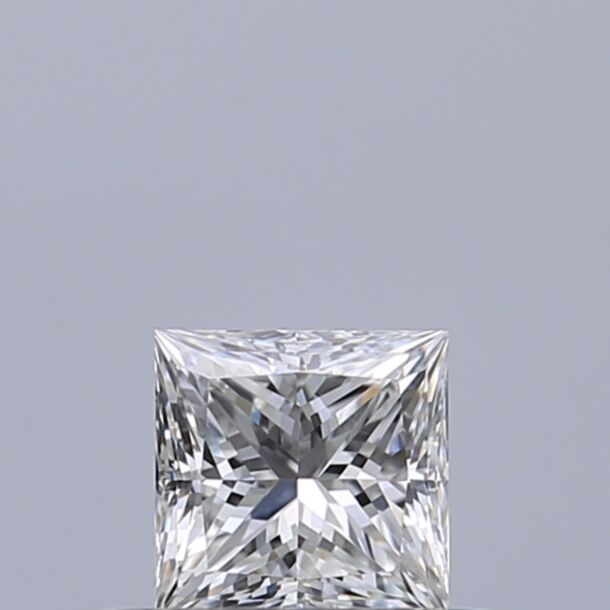 0.31 Carat Natural Diamond, Princess Cut, Color E, Clarity IF