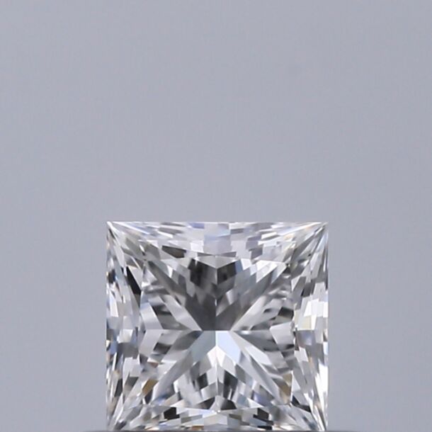 0.36 Carat Natural Diamond, Princess Cut, Color D, Clarity VVS2