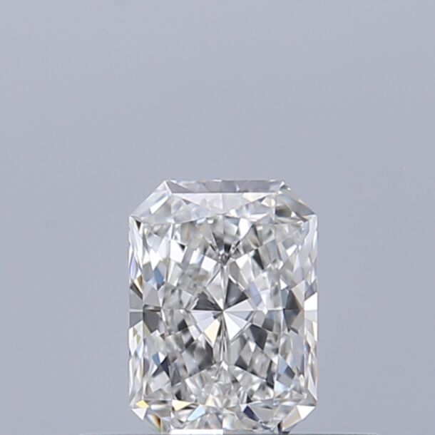 0.32 Carat Natural Diamond, Radiant Cut, Color E, Clarity IF
