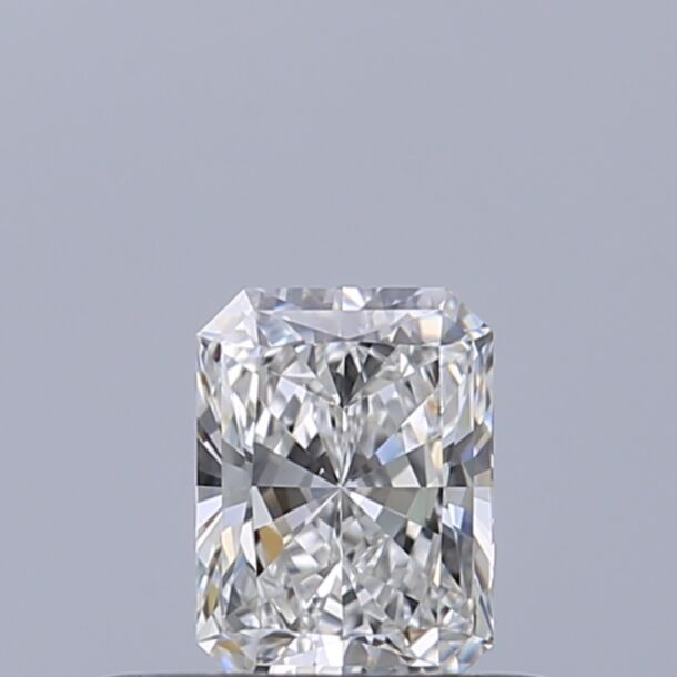 0.31 Carat Natural Diamond, Radiant Cut, Color E, Clarity IF