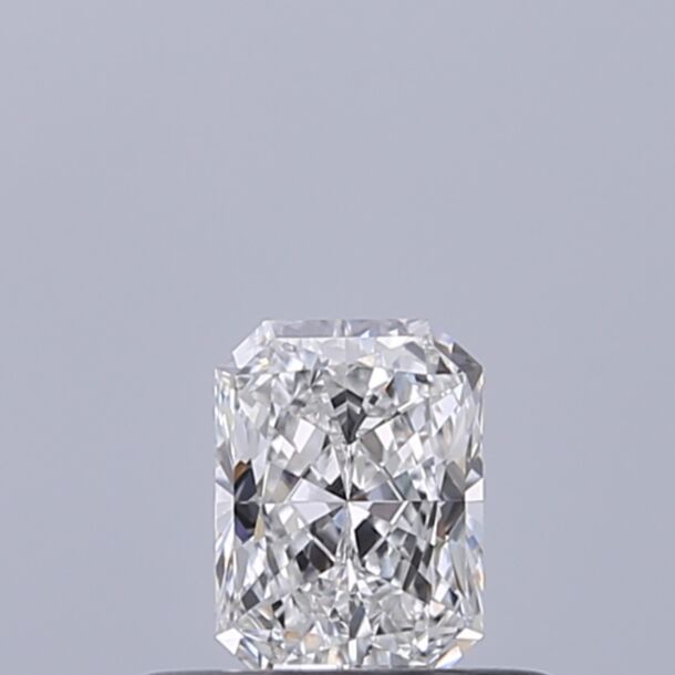 0.31 Carat Diamant Naturel de taille Radiant, Couleur E, Pureté VVS1