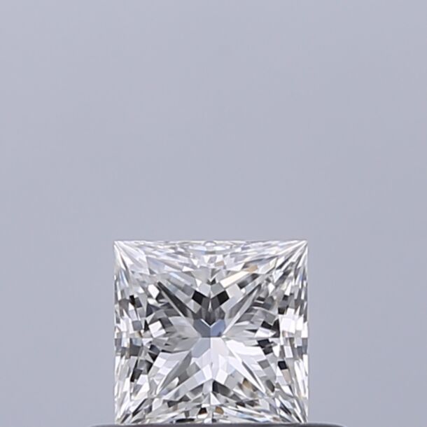 0.35 Carat Natural Diamond, Princess Cut, Color E, Clarity IF
