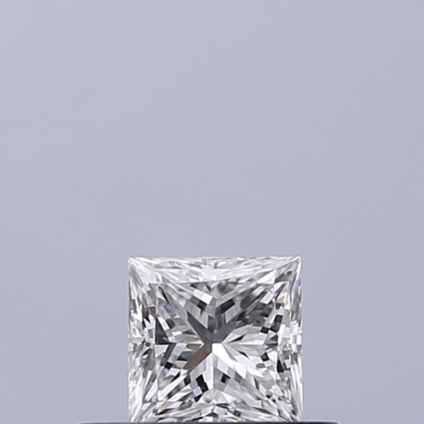 0.31 Carat Natural Diamond, Princess Cut, Color D, Clarity IF