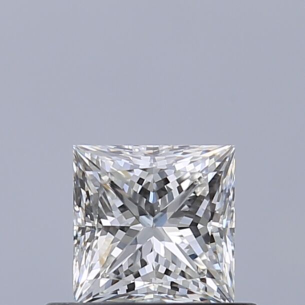 0.52 Carat Diamant Naturel de taille Princesse, Couleur F, Pureté VS2 0.52 Carat Diamant Naturel de taille Princesse, Couleur F, Pureté VS2