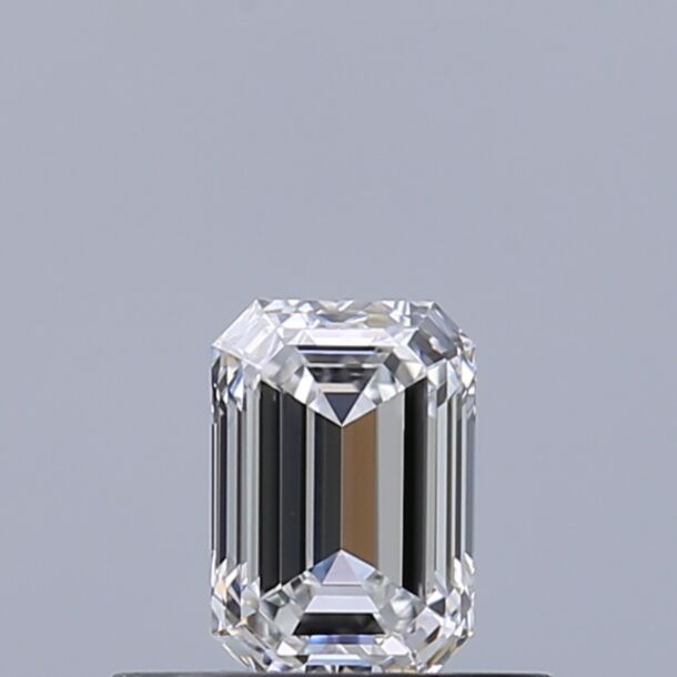 0.37 Karaat Natuurlijke Diamant met een Smaragd vorm, Kleur E, Zuiverheid IF